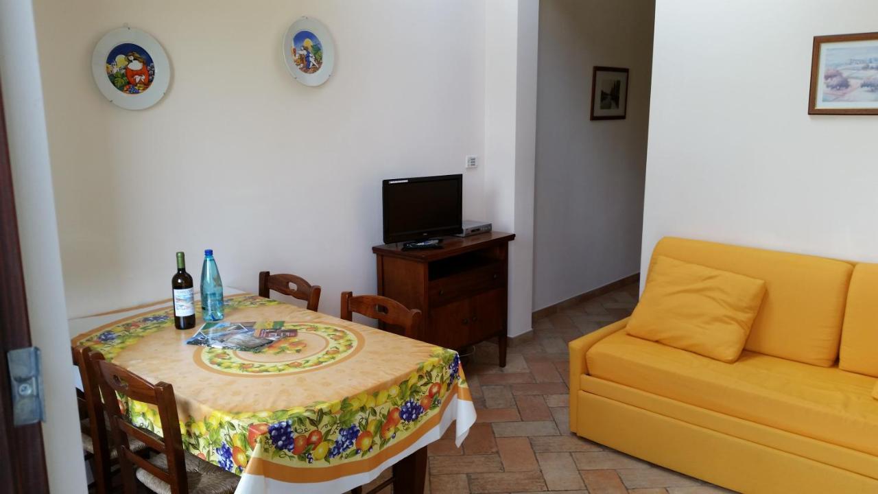 Casale Del Conero Aparthotel Porto Recanati Ngoại thất bức ảnh