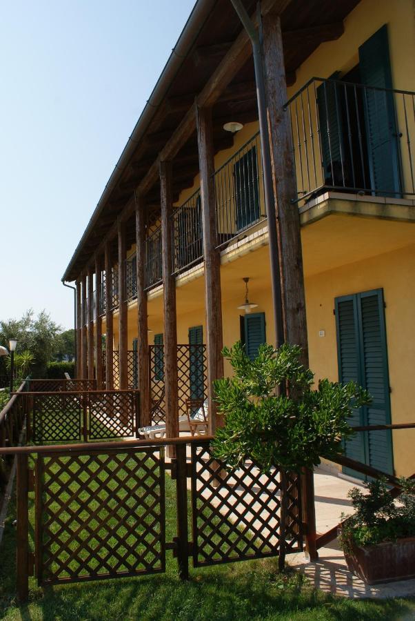 Casale Del Conero Aparthotel Porto Recanati Ngoại thất bức ảnh