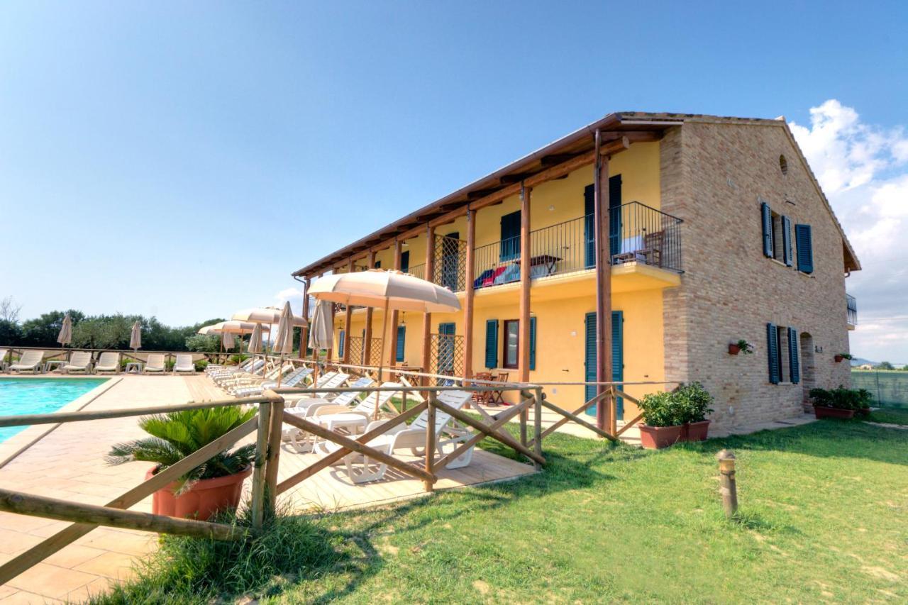 Casale Del Conero Aparthotel Porto Recanati Ngoại thất bức ảnh
