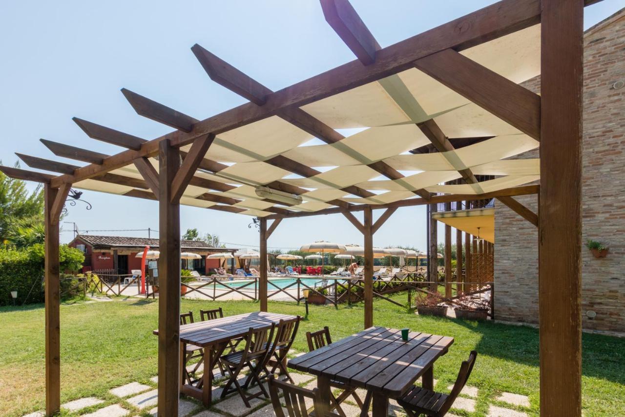 Casale Del Conero Aparthotel Porto Recanati Ngoại thất bức ảnh