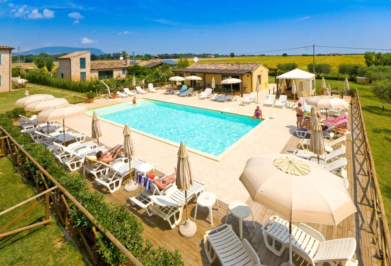 Casale Del Conero Aparthotel Porto Recanati Ngoại thất bức ảnh